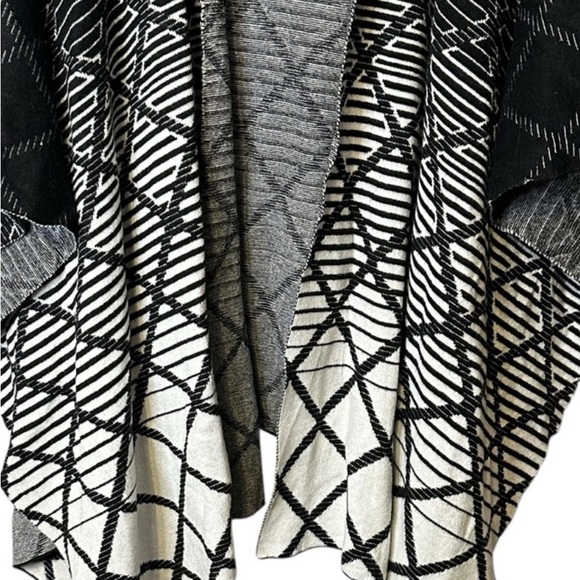 Ming Wang Wrap NWT - Picture 3 of 9